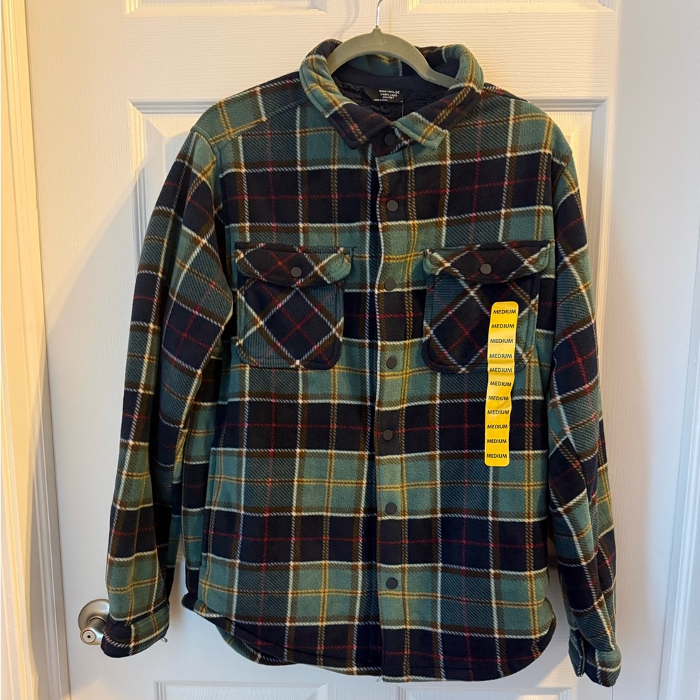 Brand new with tags Members Mark men’s medium Plaid Flannel Sherpa lined Jacket